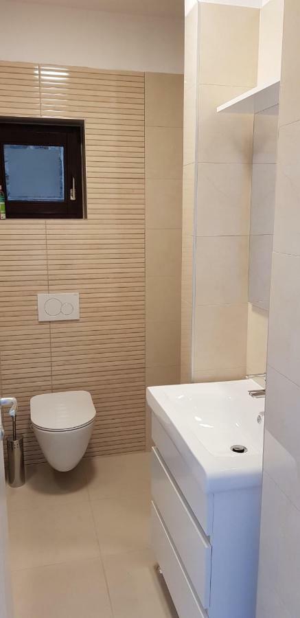 Premium Apartments Joy Примоштен Экстерьер фото